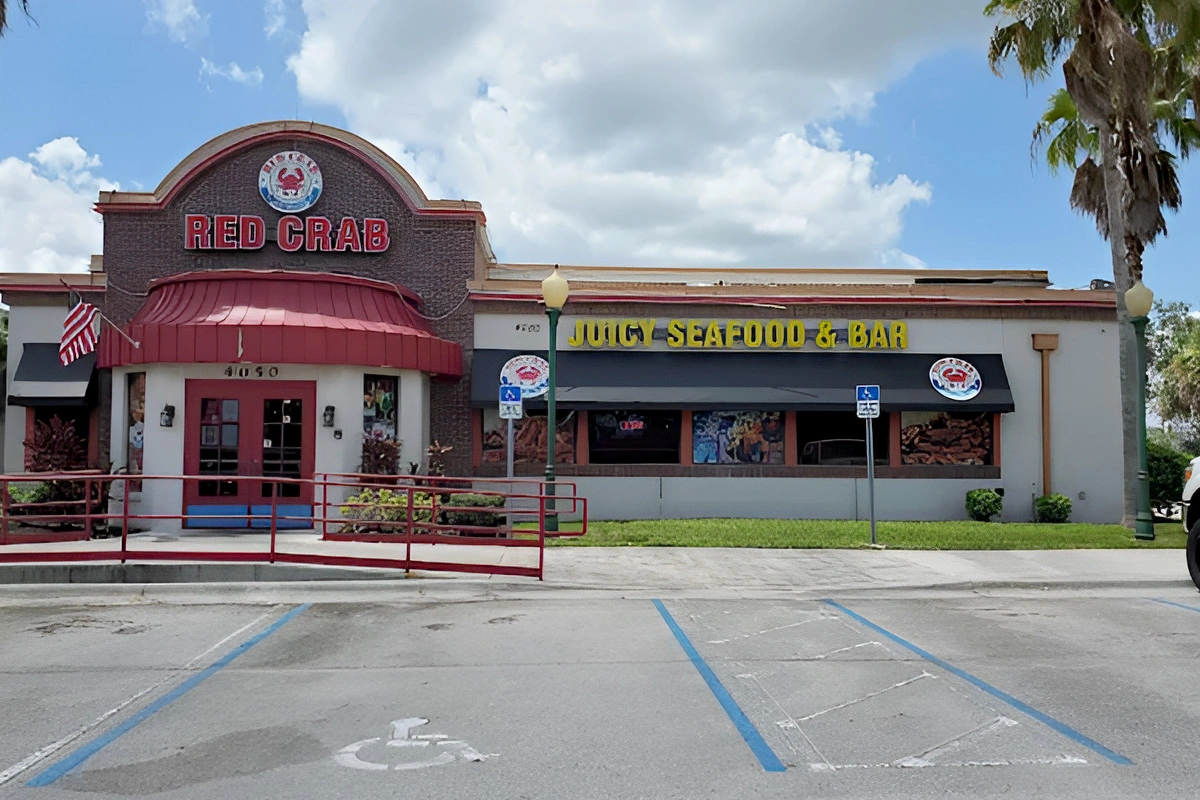 End Your Day with a Feast at Red Crab in Downtown Jensen Beach
