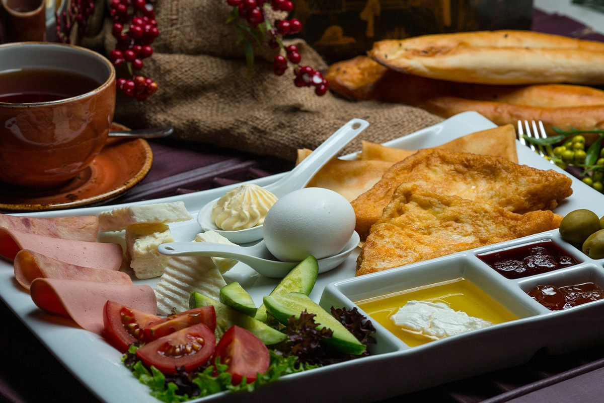 Father’s Day Lunch Specials - Midday Treats for Dad