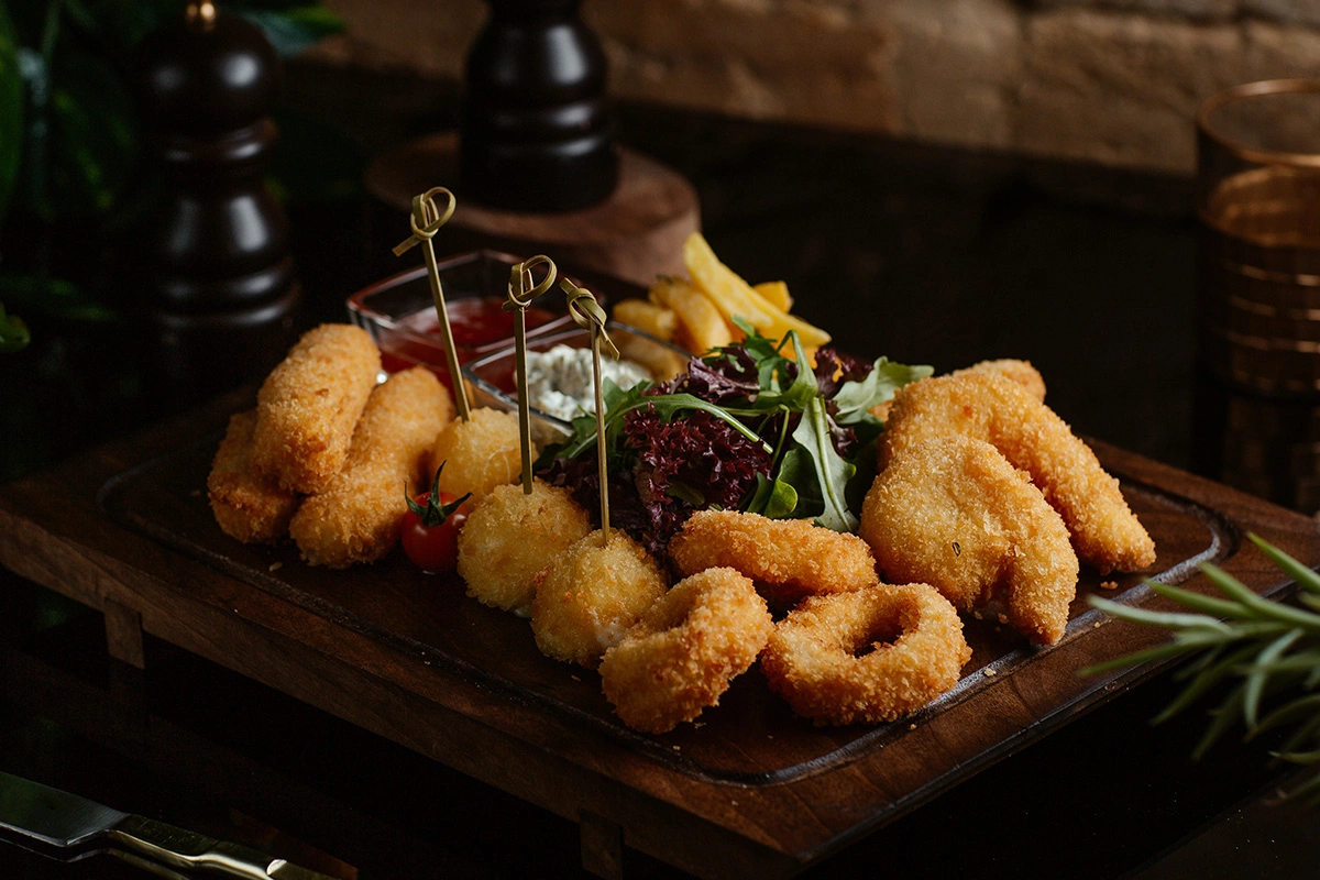 Fried Baskets and Classic Combos