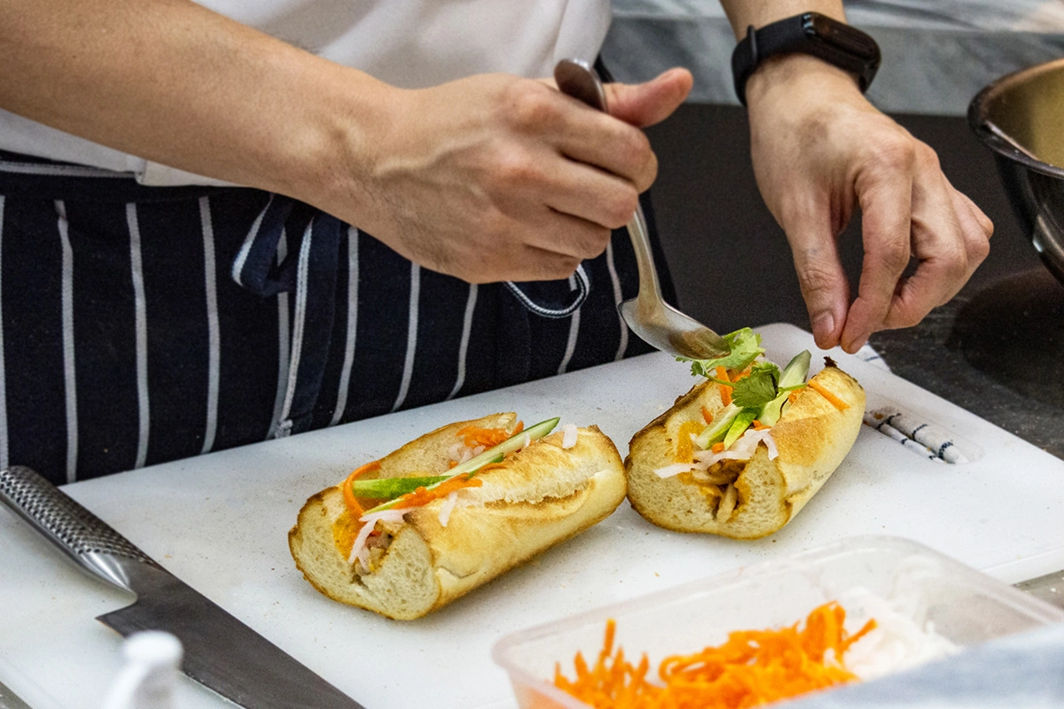 Fried Shrimp Po Boy Cooking Method