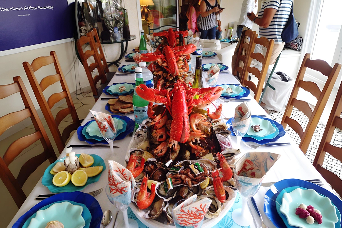 Fun Filled Seafood Platters for Meetings