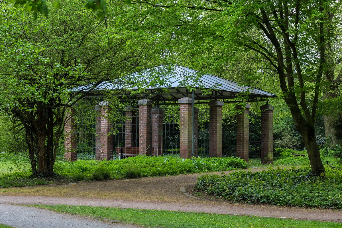 Visit the Greensboro Arboretum