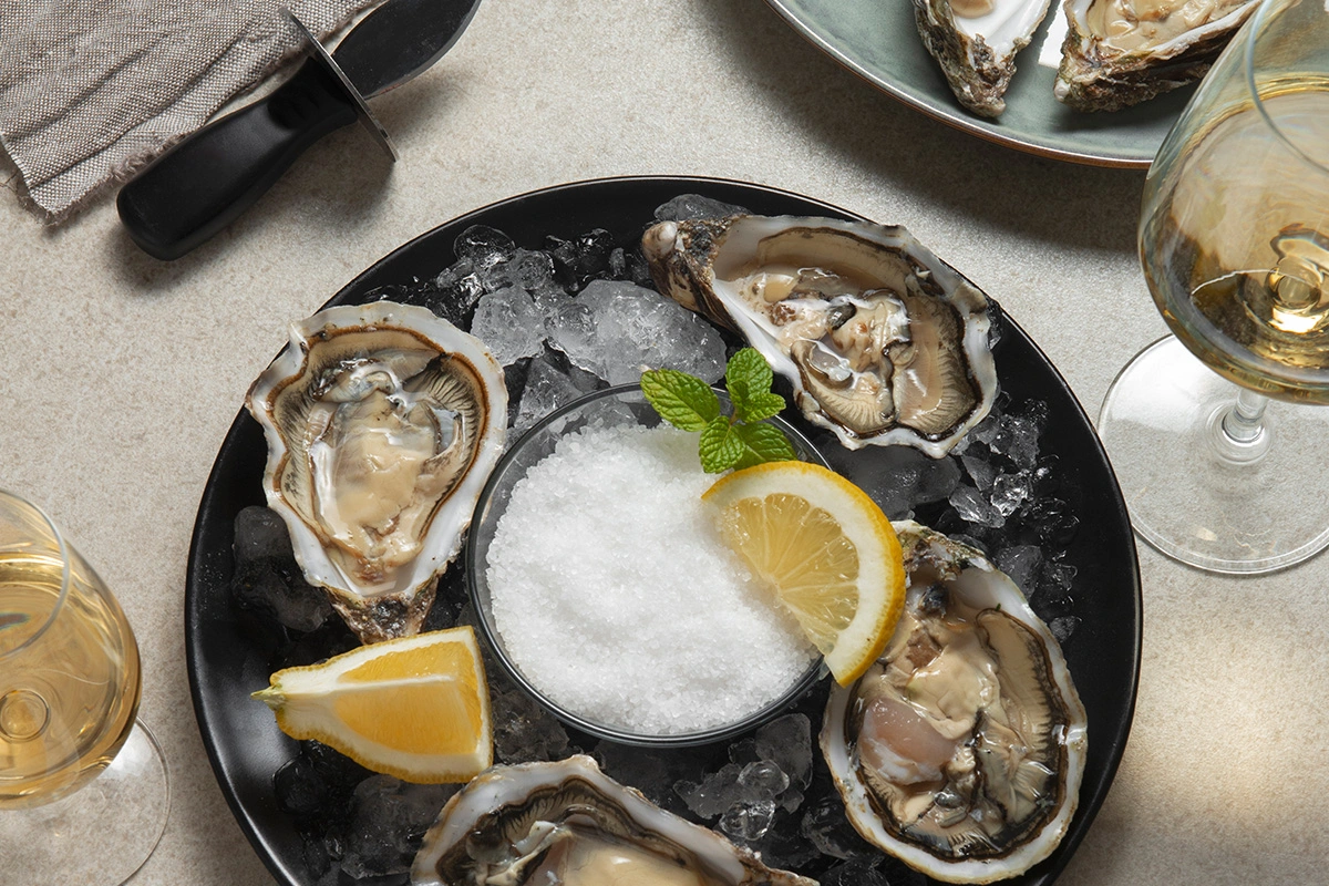 Health Benefits of Steamed Oysters