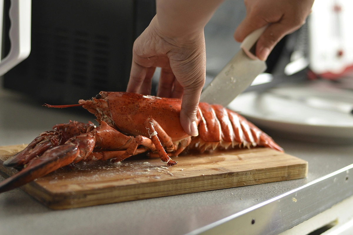 How to Prepare and Cut Lobster Tails