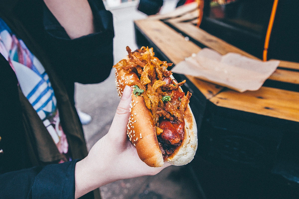 How to Serve an Authentic Oyster Po Boy