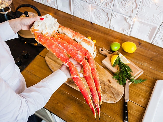 king-crab-legs-seafood-boil