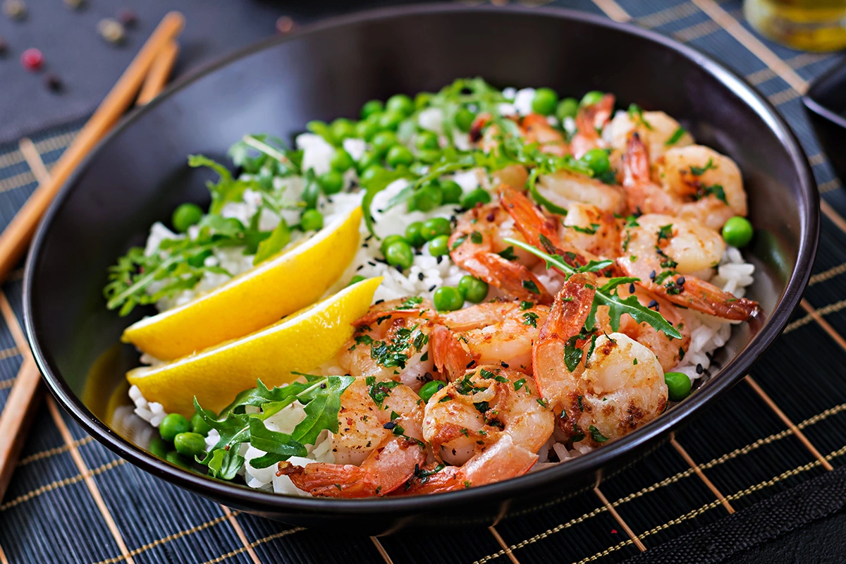 Learn Shrimp Pad Thai Recipe with Red Crab Seafood