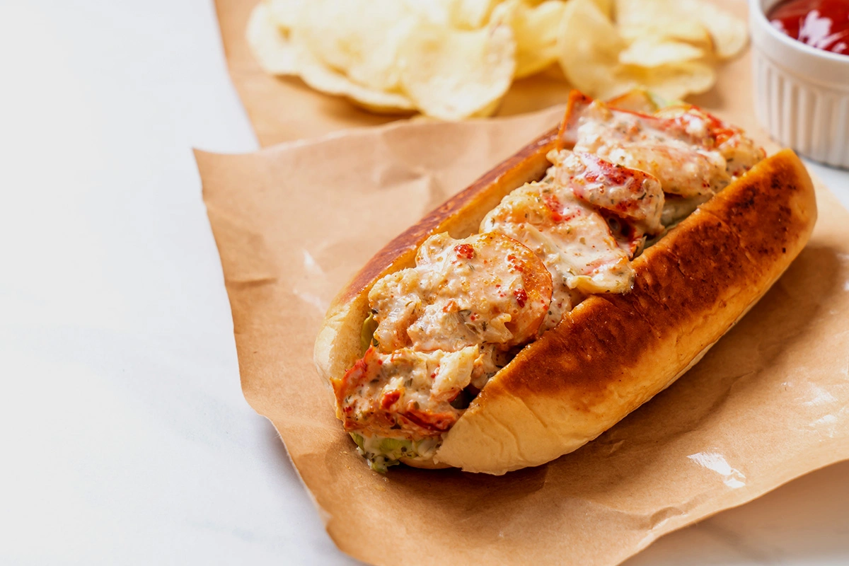 What Is a Soft Shell Crab Po Boy?