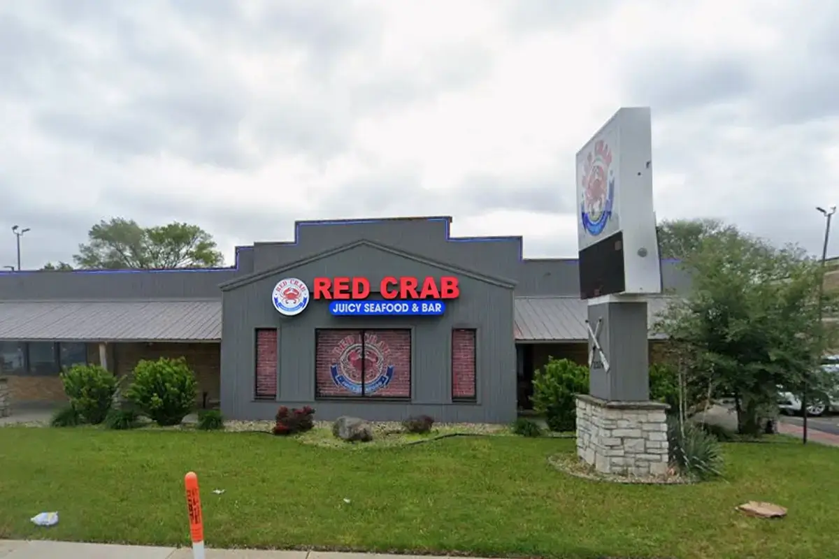 Why Choose Red Crab Seafood?