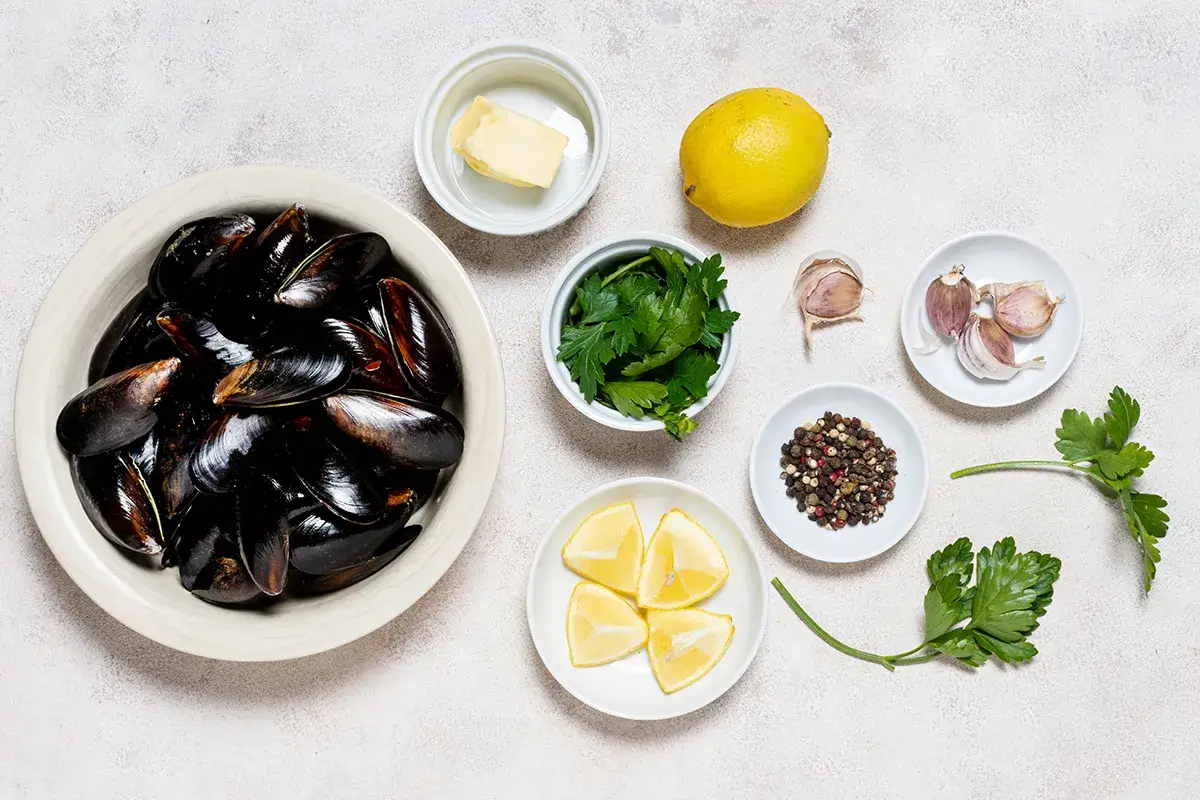 What ingredients could I need to make Mussels Garlic Butter?