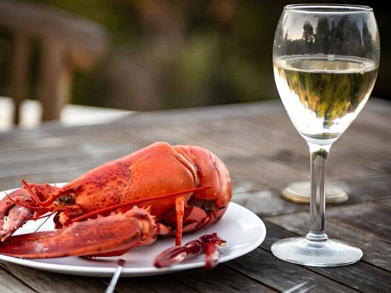 Ideal Wine Pairings With Lobster Tails