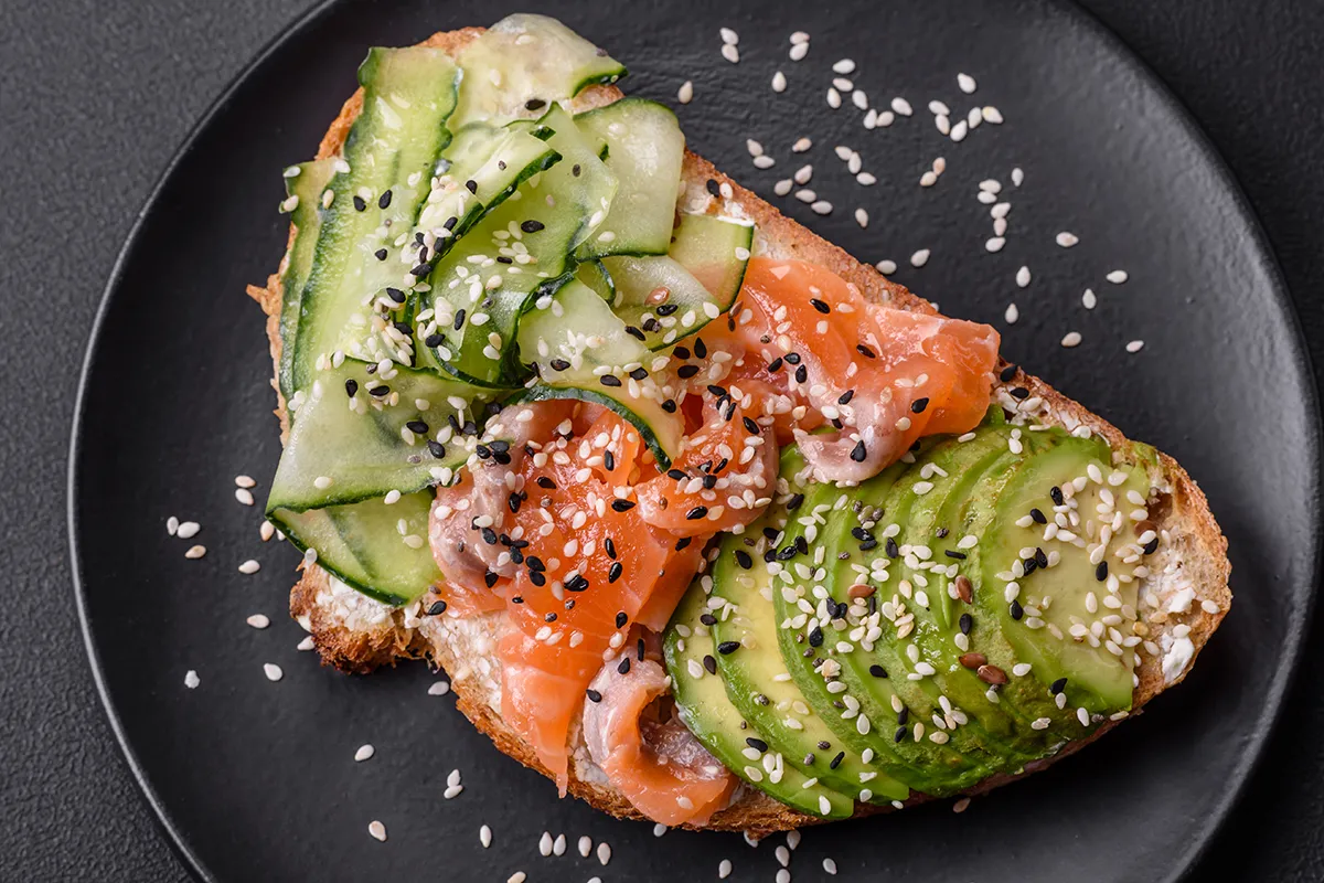 Smoked Salmon and Avocado Salad