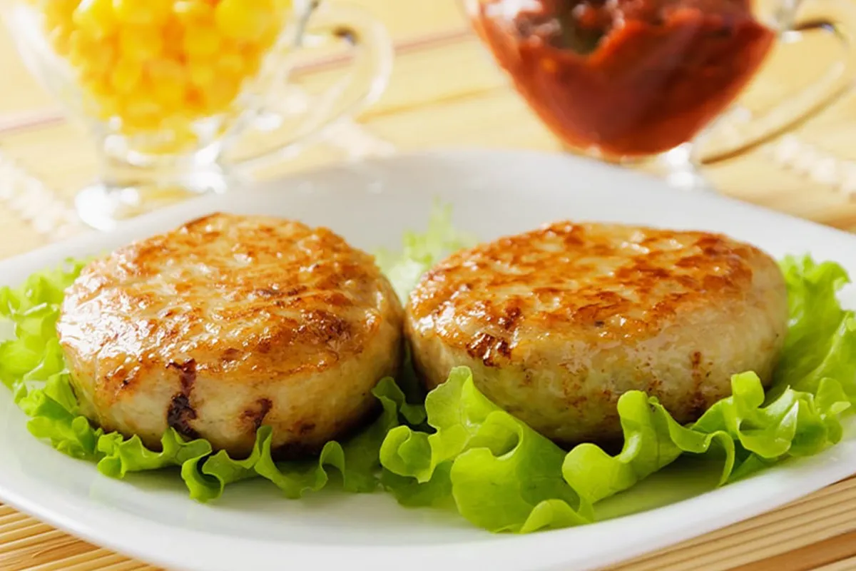 Keto-Friendly Crab Cakes